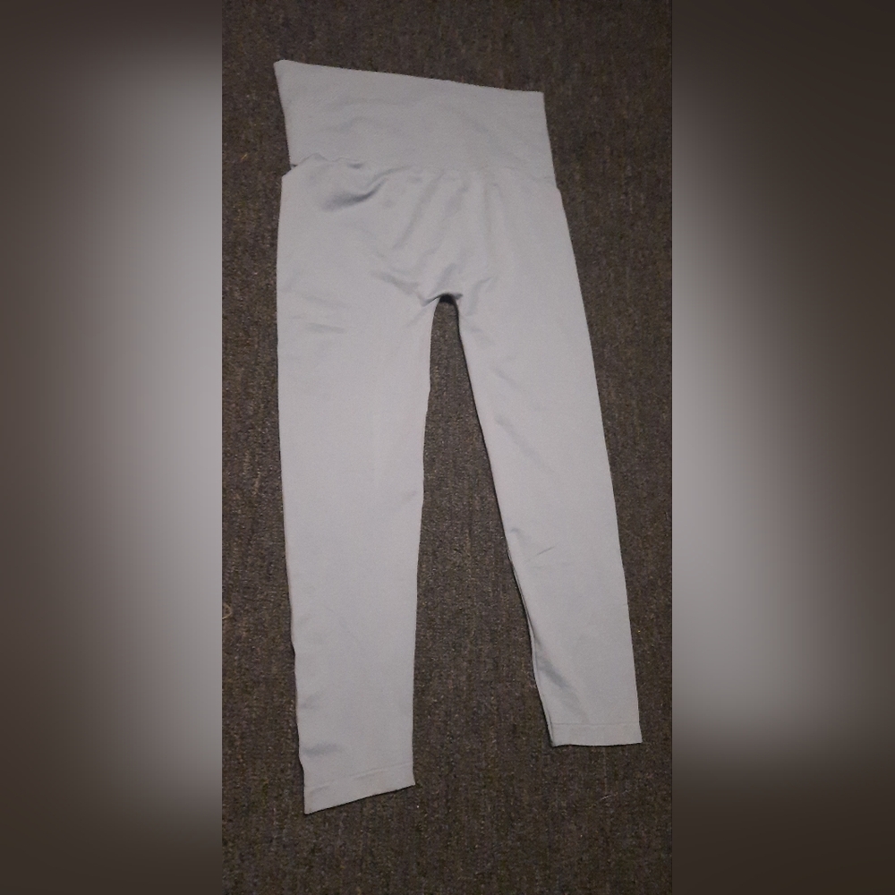 Light blue stretchy under pants